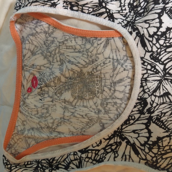 Miley Cyrus & Max Azria tank top in XL - Picture 2 of 2